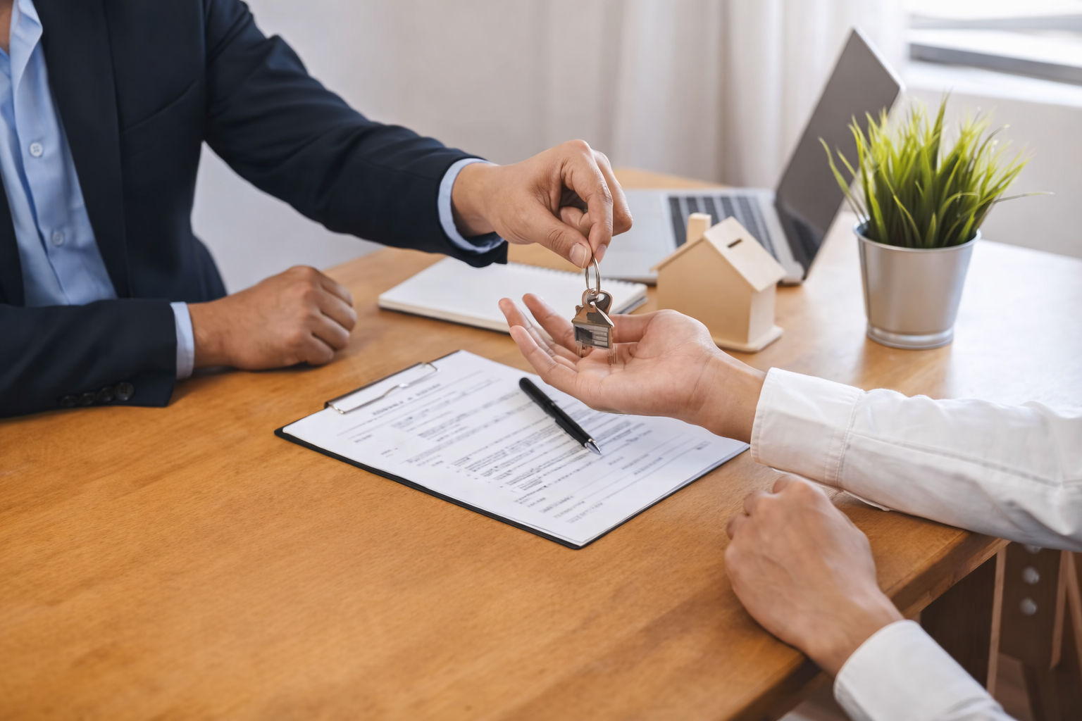 Ingatlan adásvétel, ajándékozás